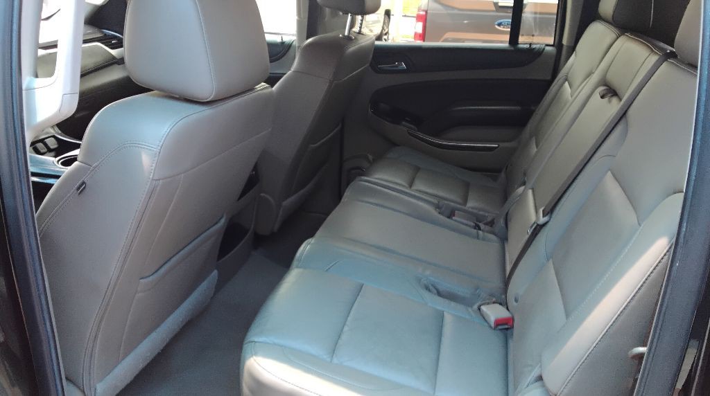 2019 Chevrolet Suburban Image 11