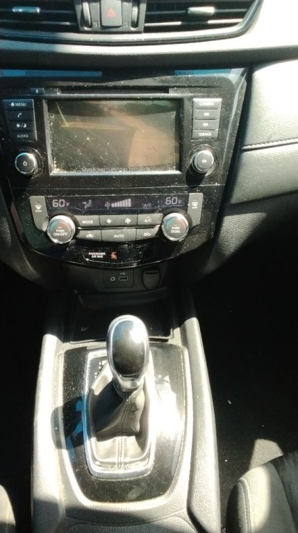 2020 Nissan Rogue Image 11