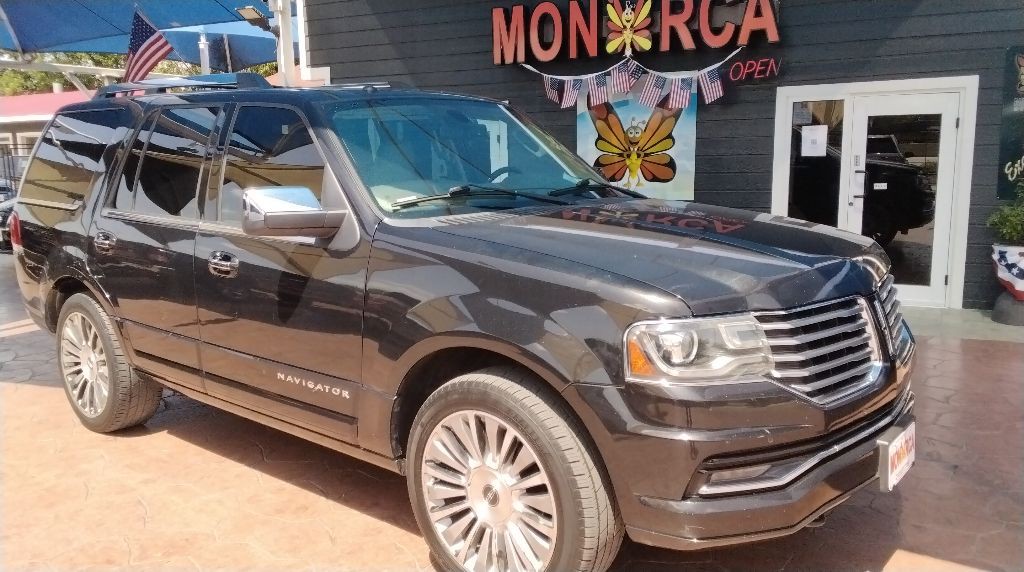 2015 Lincoln Navigator Image 5