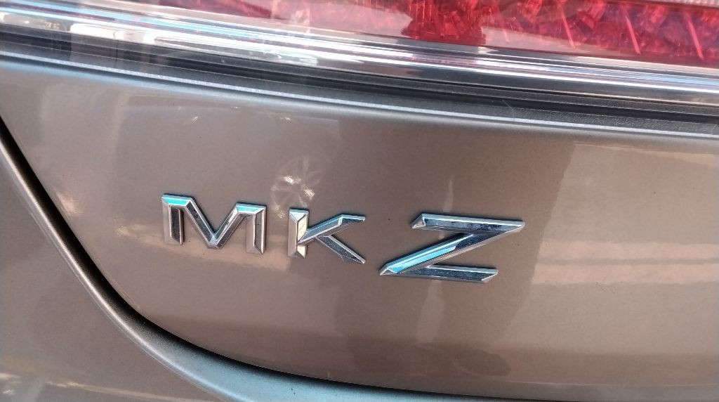 2018 Lincoln MKZ Image 10