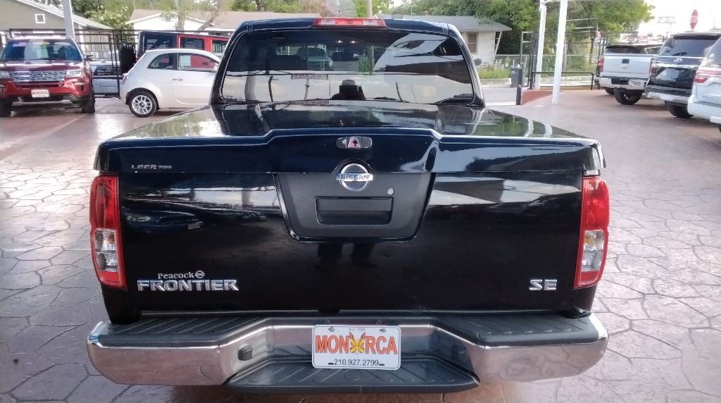 2009 Nissan Frontier Image 11