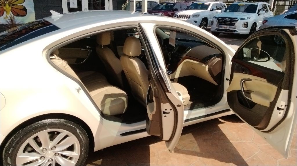 2014 Buick Regal Image 9