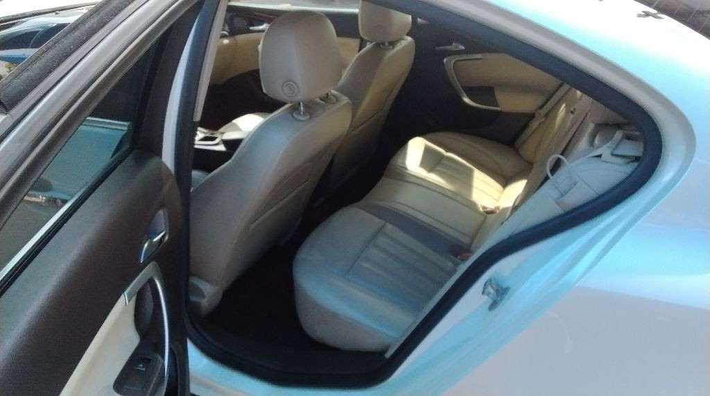 2014 Buick Regal Image 12