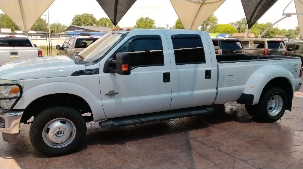 2015 Ford F-350 Image 2