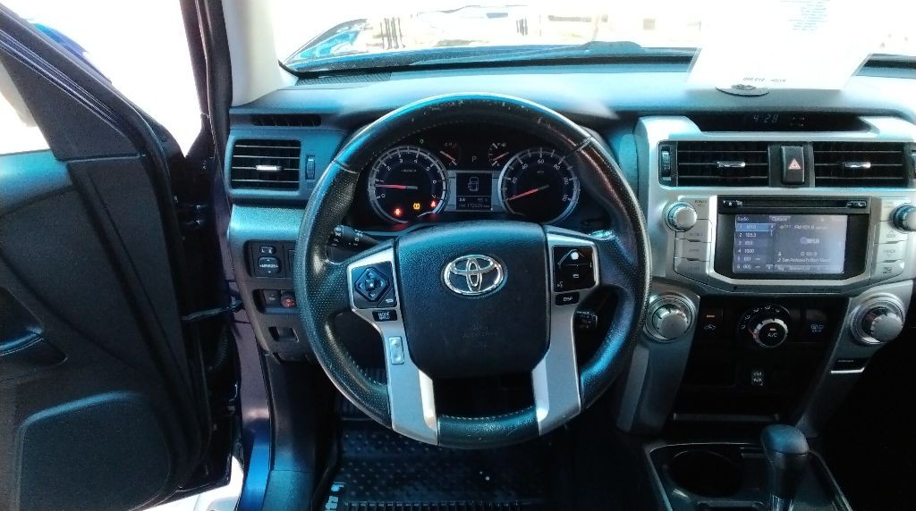 2016 Toyota 4Runner Image 13