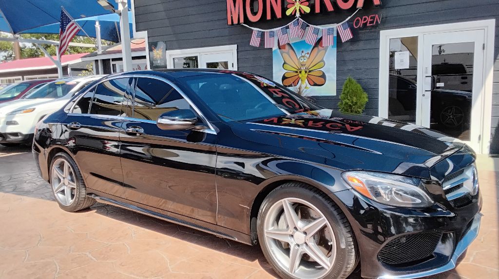 2015 Mercedes-Benz C-Class Image 6