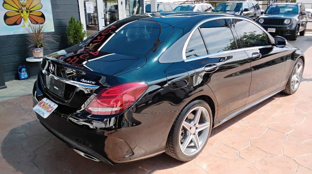 2015 Mercedes-Benz C-Class Image 7