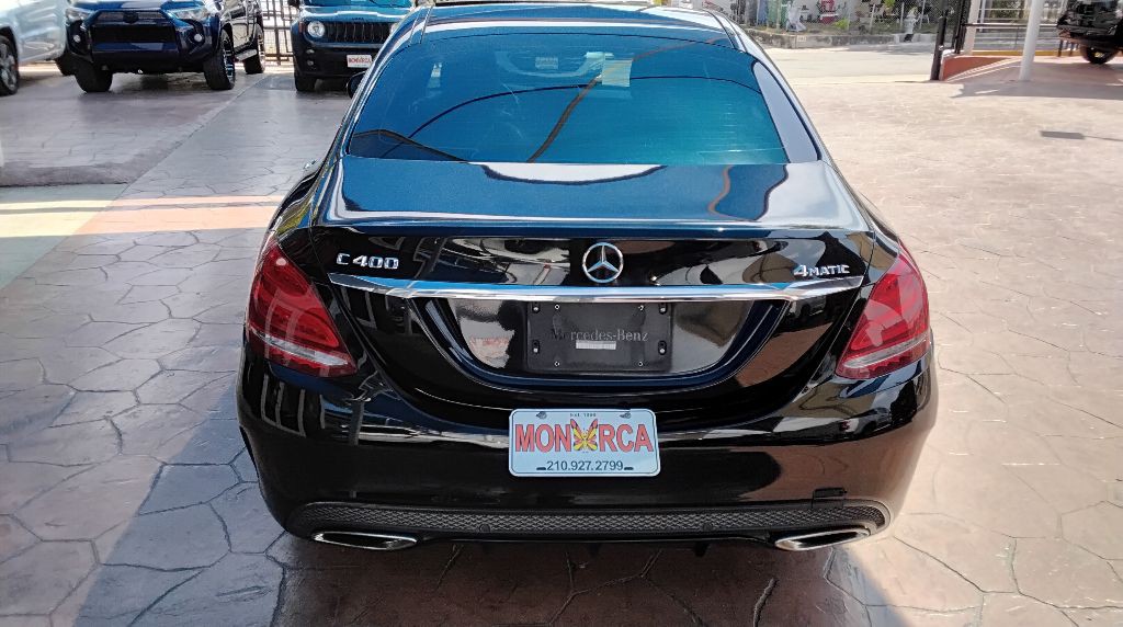 2015 Mercedes-Benz C-Class Image 10