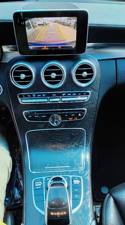 2015 Mercedes-Benz C-Class Image 14