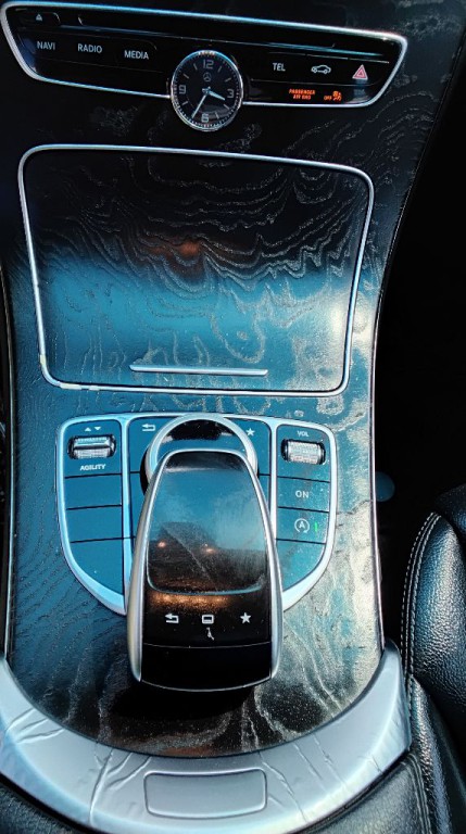 2015 Mercedes-Benz C-Class Image 16