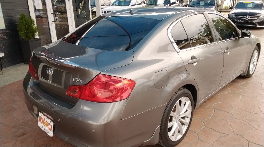2013 INFINITI G37 Image 6