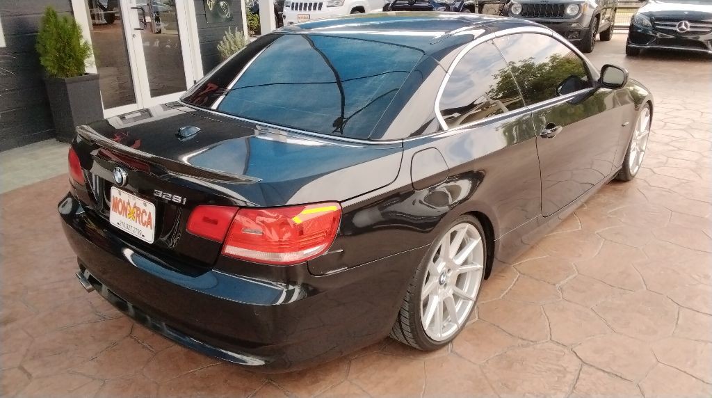 2010 BMW 3 Series Image 6