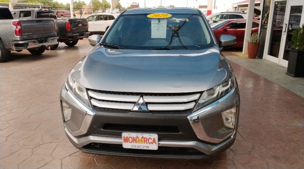 2020 Mitsubishi Eclipse Image 4
