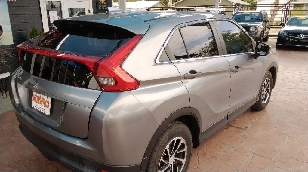 2020 Mitsubishi Eclipse Image 6