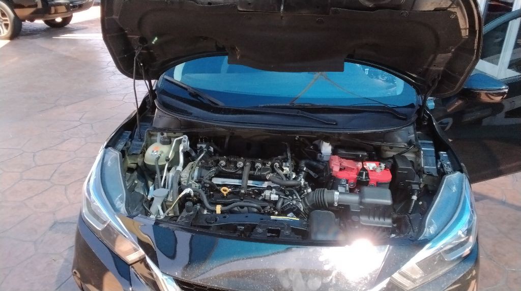2021 Nissan Versa Image 11
