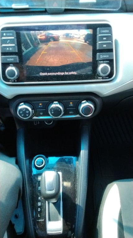 2021 Nissan Versa Image 13
