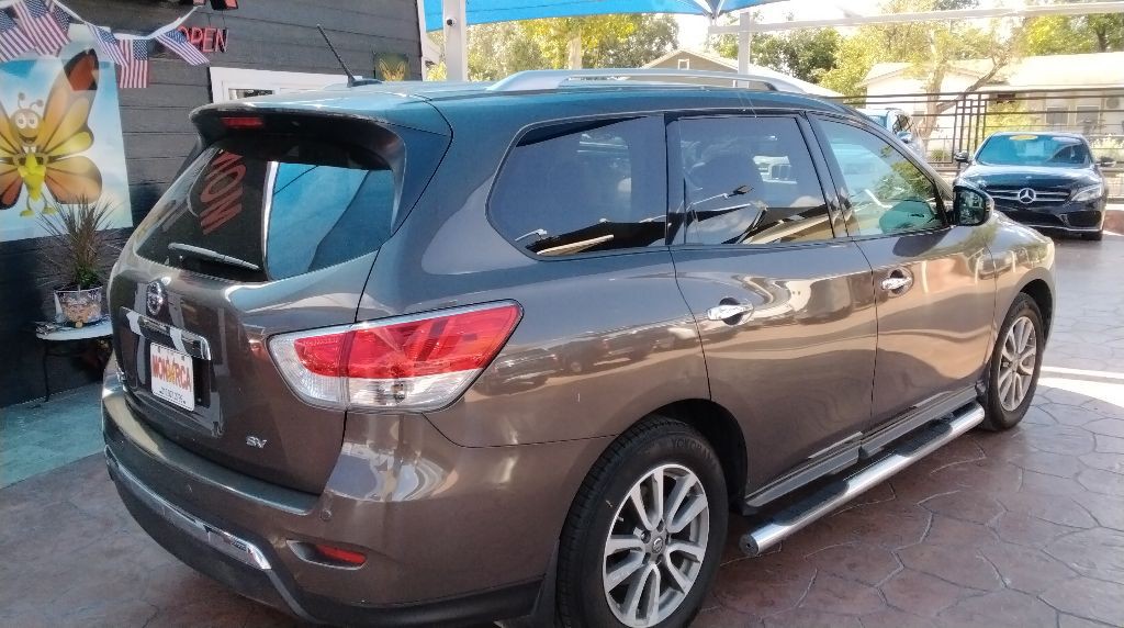 2015 Nissan Pathfinder Image 7