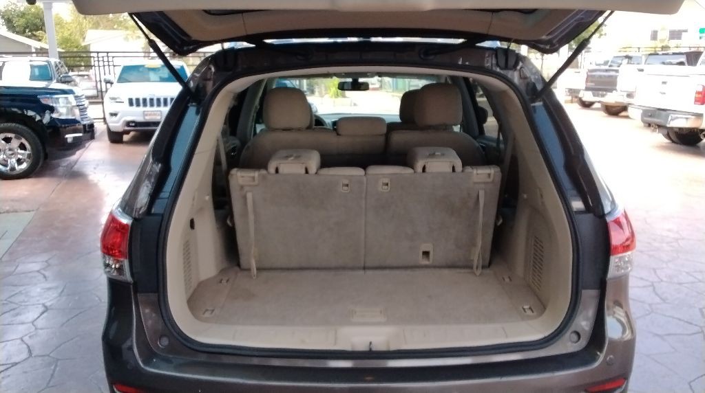 2015 Nissan Pathfinder Image 8