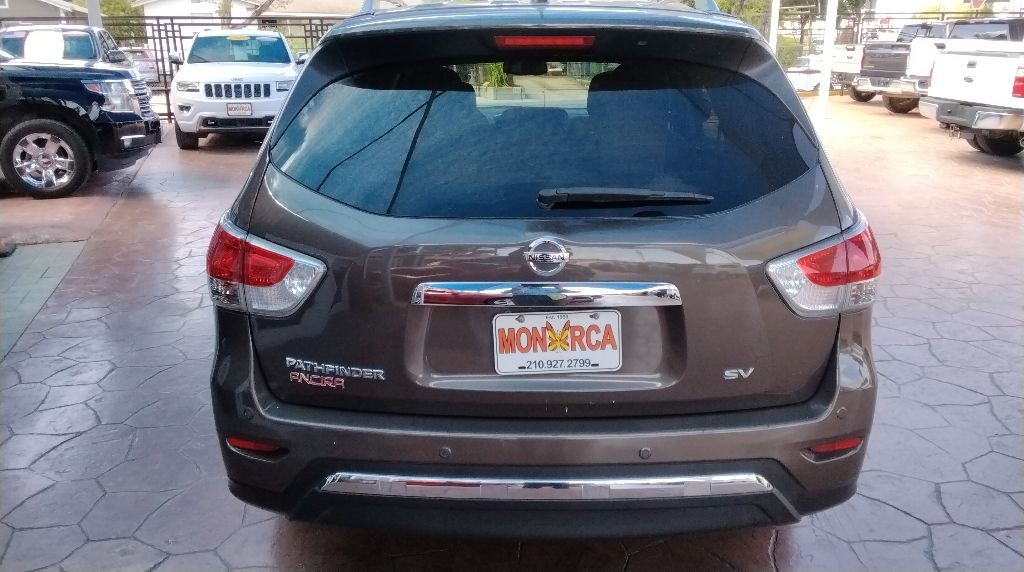 2015 Nissan Pathfinder Image 10