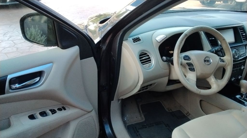 2015 Nissan Pathfinder Image 11