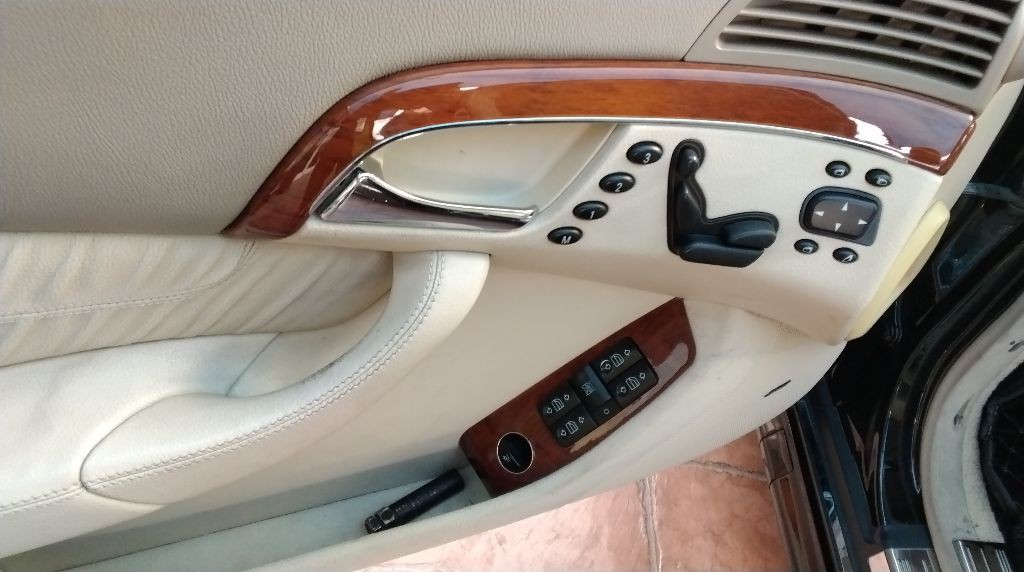 2006 Mercedes-Benz S-Class Image 11
