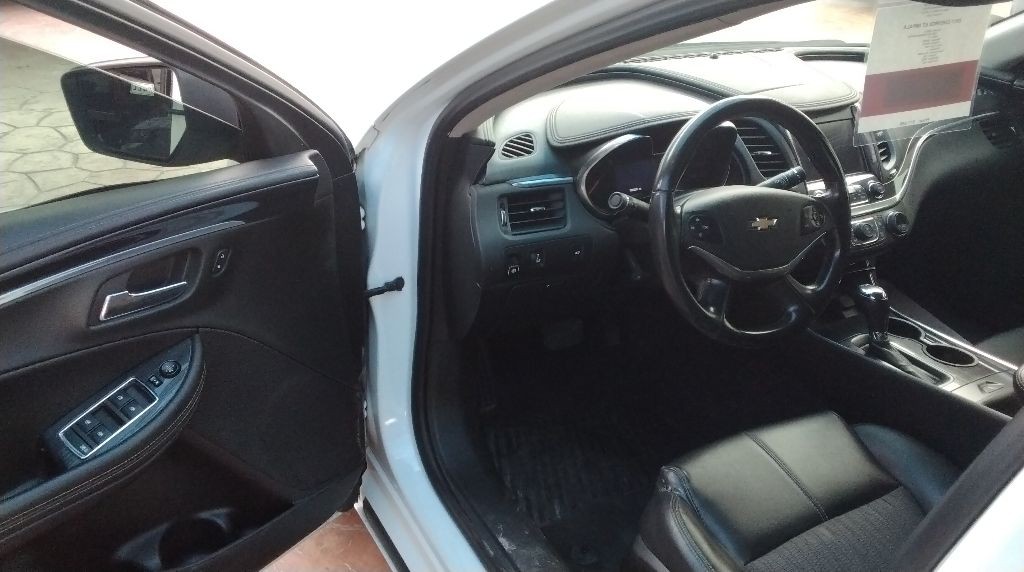 2017 Chevrolet Impala Image 13