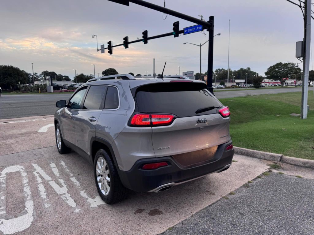2015 Jeep Cherokee Image 3
