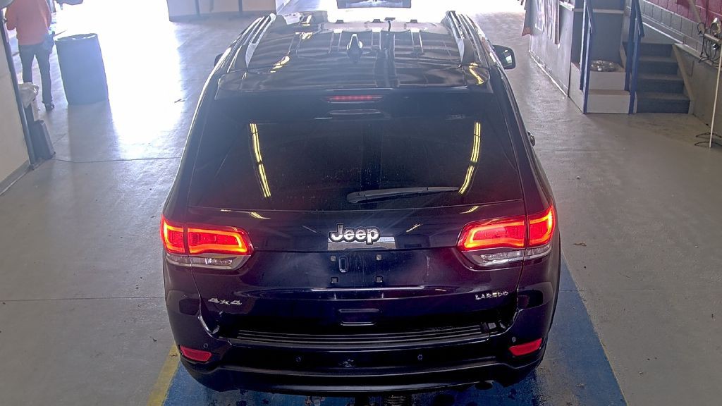 2016 Jeep Grand Cherokee Image 3