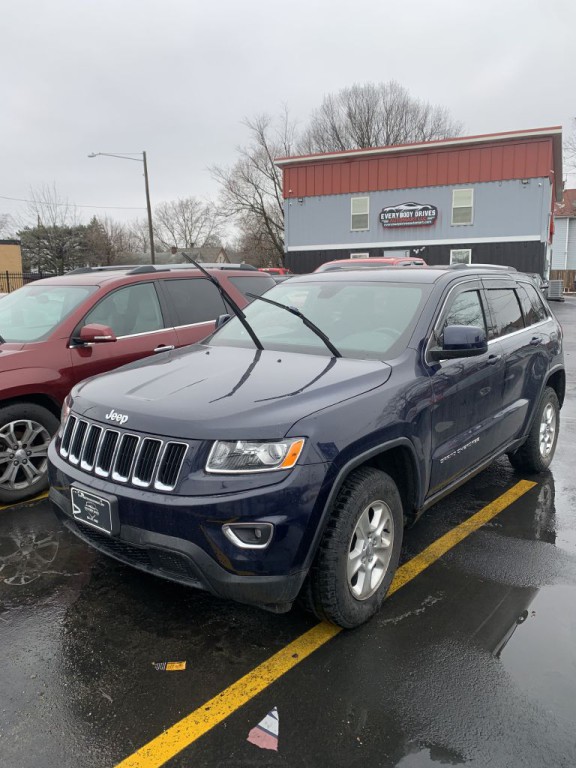 2016 Jeep Grand Cherokee Image 2
