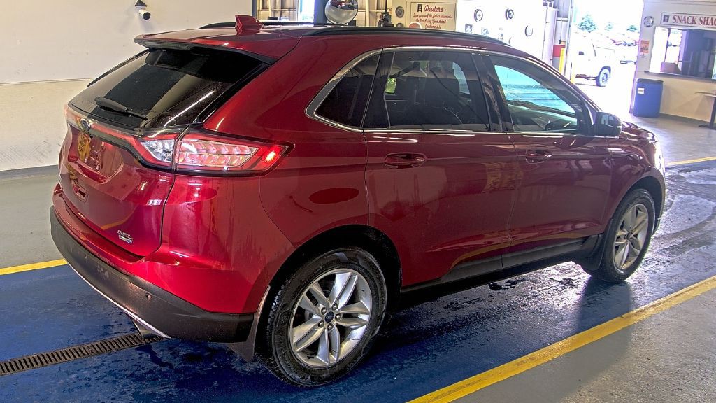 2016 Ford Edge Image 8