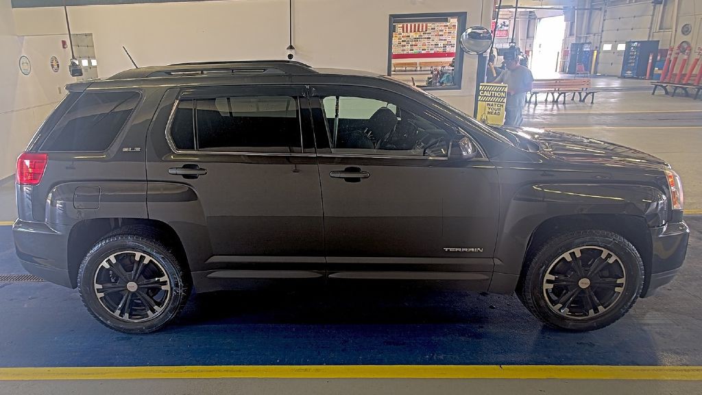 2017 GMC Terrain Image 5