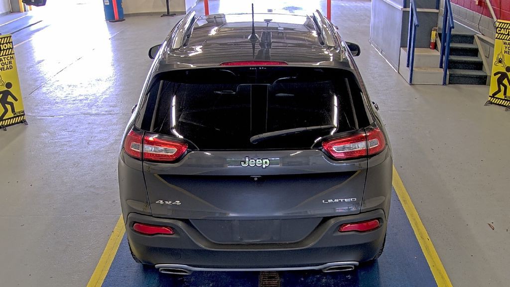 2016 Jeep Cherokee Image 3