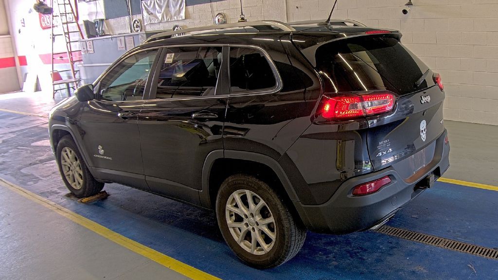 2015 Jeep Cherokee Image 8