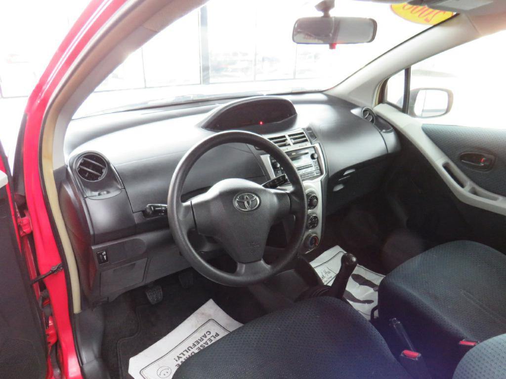 2008 Toyota Yaris Image 16
