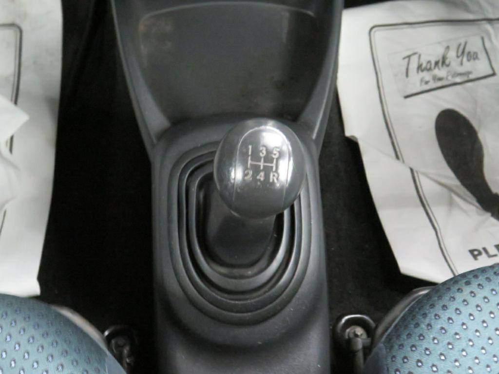 2008 Toyota Yaris Image 23