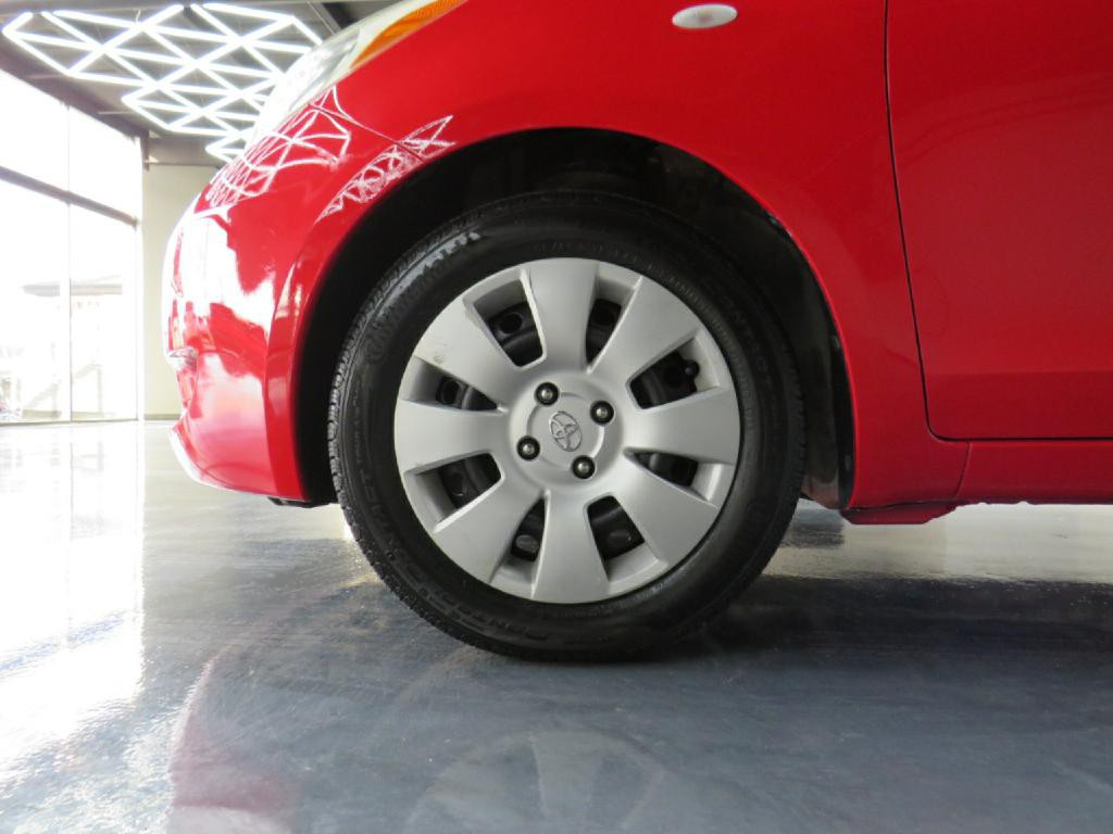2008 Toyota Yaris Image 25