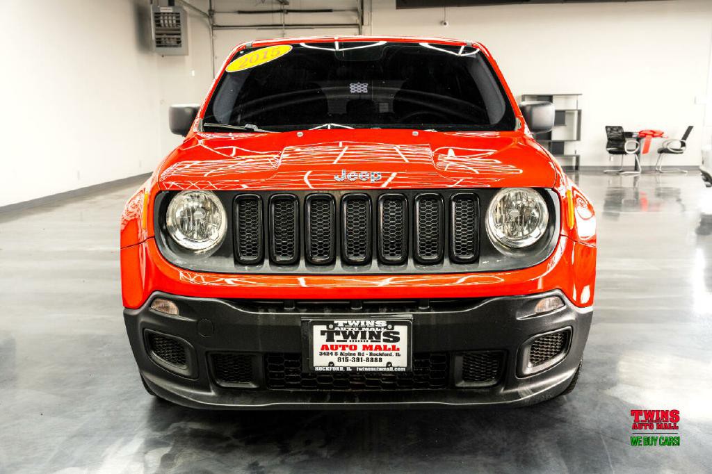 2015 Jeep Renegade Image 9