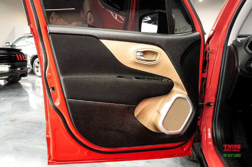 2015 Jeep Renegade Image 10