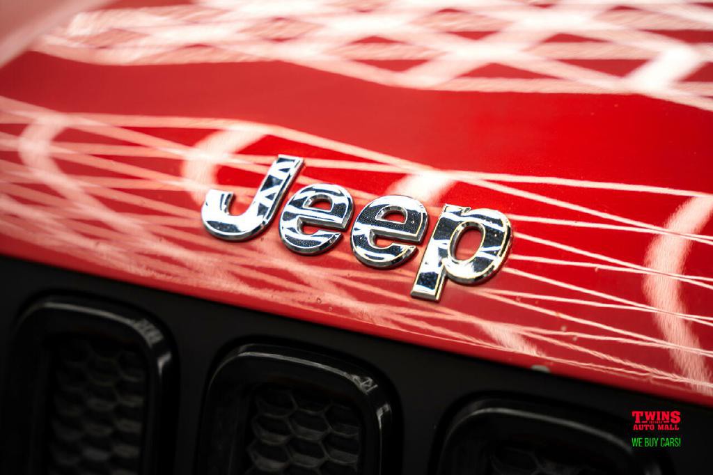 2015 Jeep Renegade Image 24