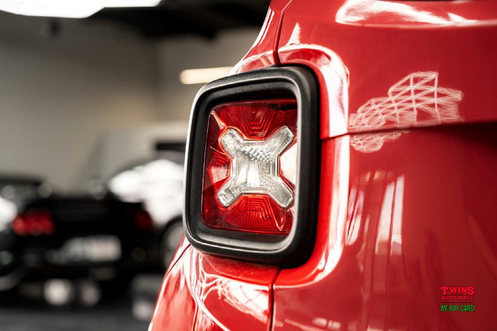 2015 Jeep Renegade Image 27