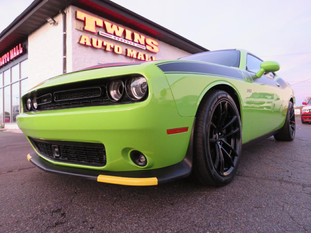 2023 Dodge Challenger Image 3