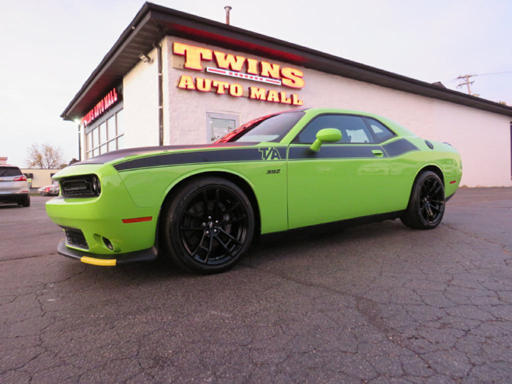 2023 Dodge Challenger Image 4
