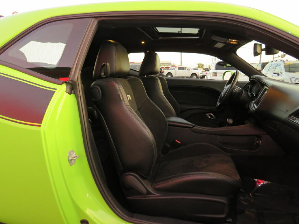 2023 Dodge Challenger Image 17