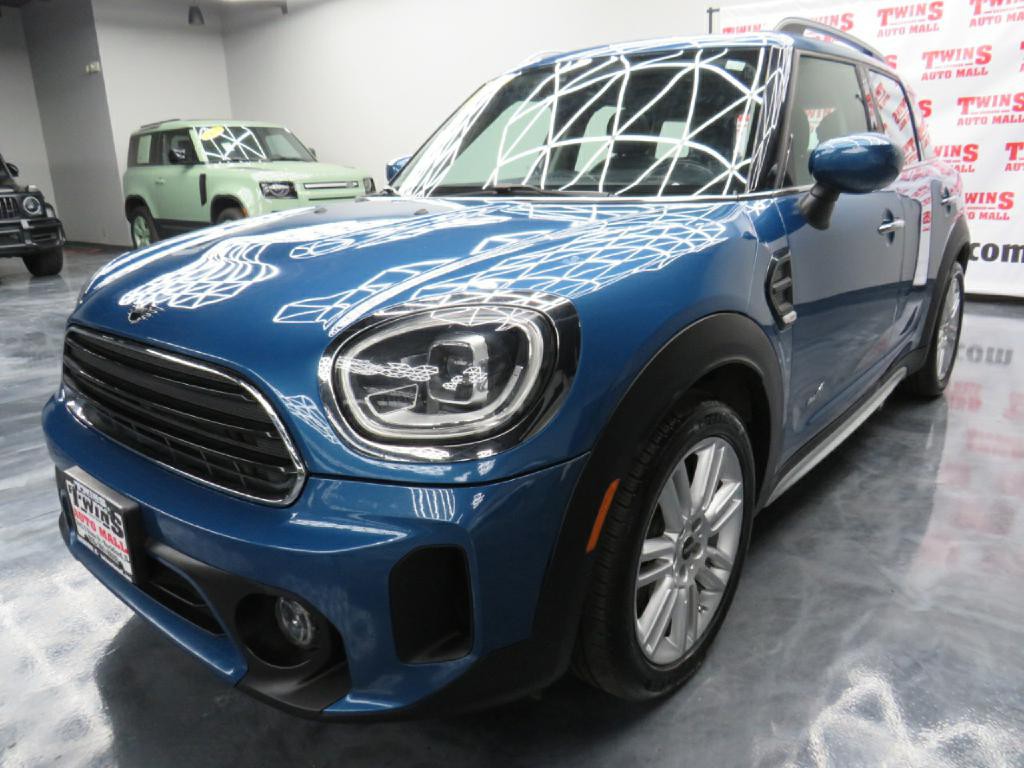 2022 MINI Countryman Image 2