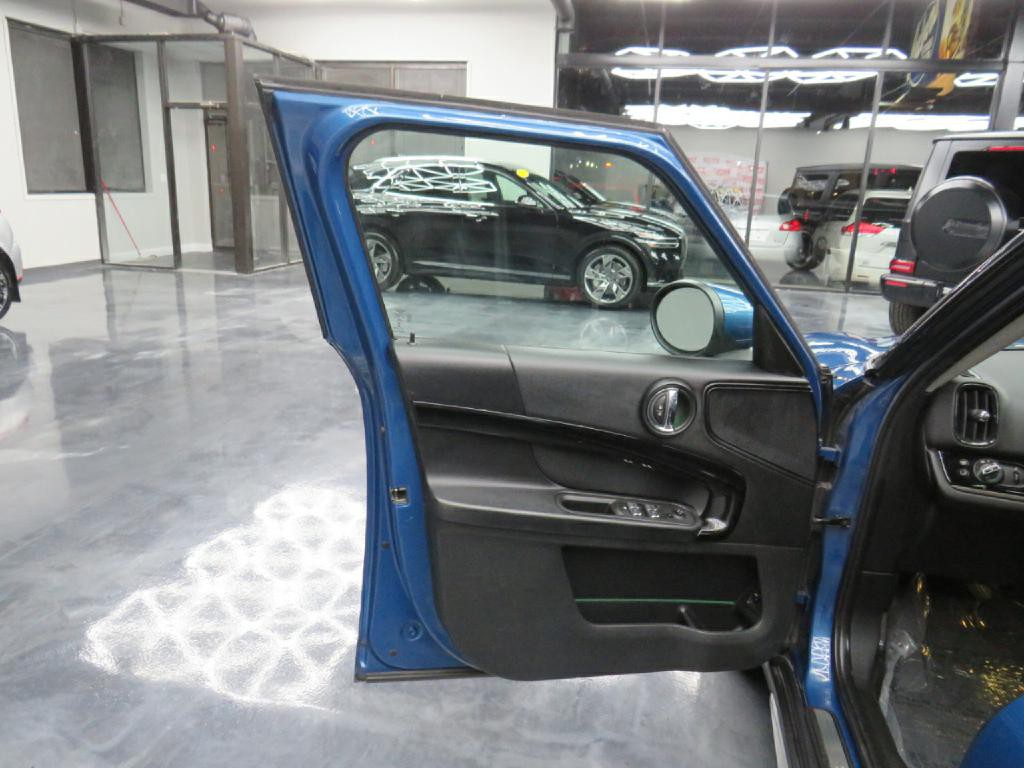 2022 MINI Countryman Image 15