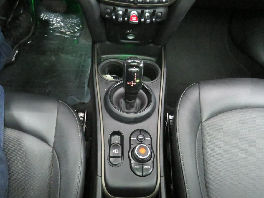 2022 MINI Countryman Image 24