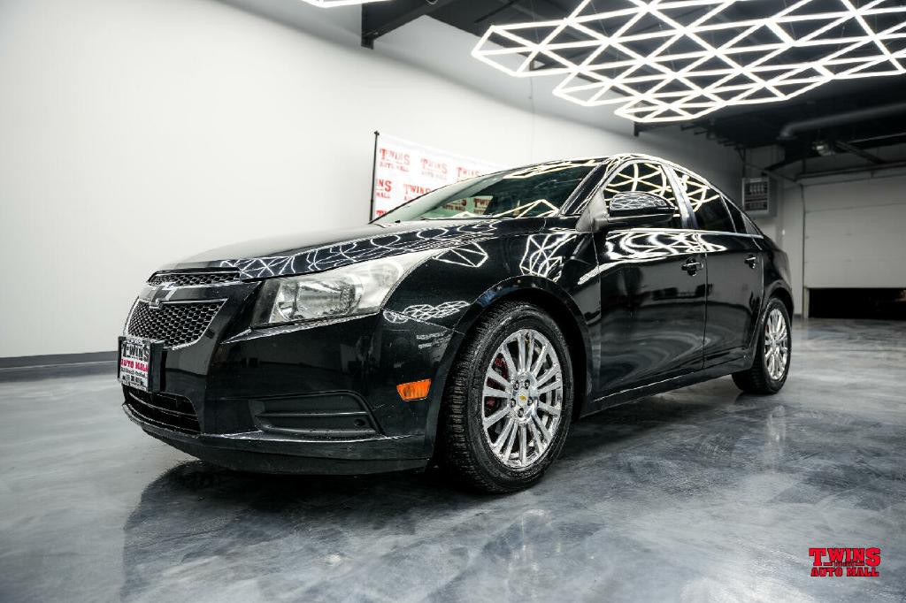 2012 Chevrolet Cruze Image 2