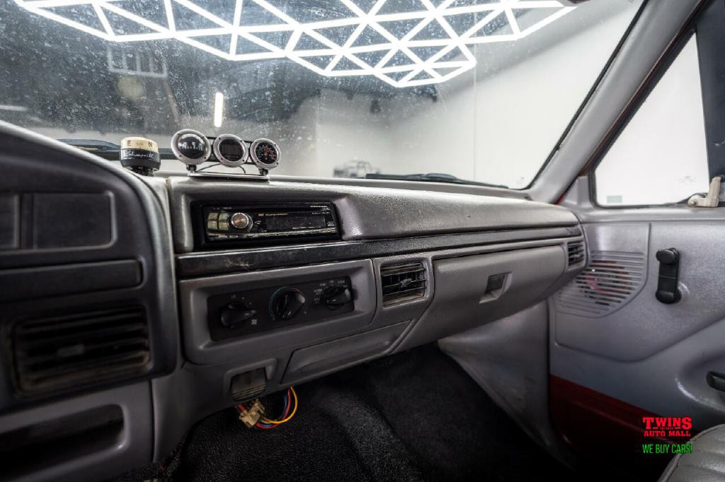 1997 Ford F-350 Image 13