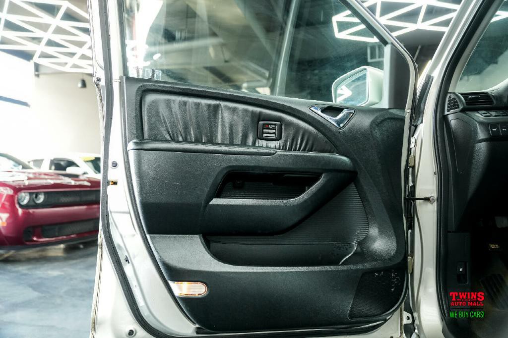2007 Honda Odyssey Image 11