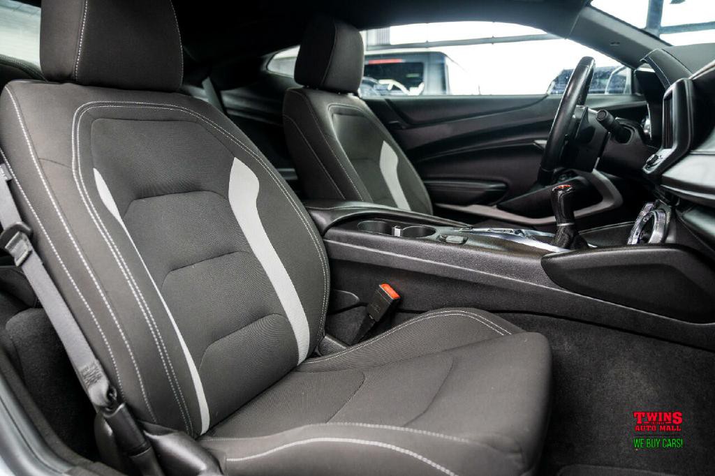 2020 Chevrolet Camaro Image 19